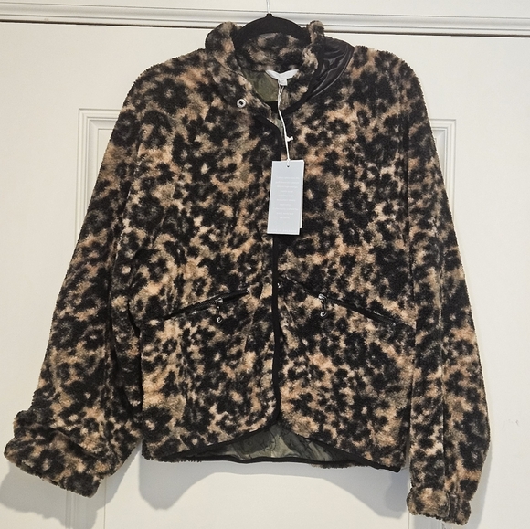 NWT Johnny Was Calme Fleece Shapra Jacket Black and Tan Floral Printed - Picture 5 of 14